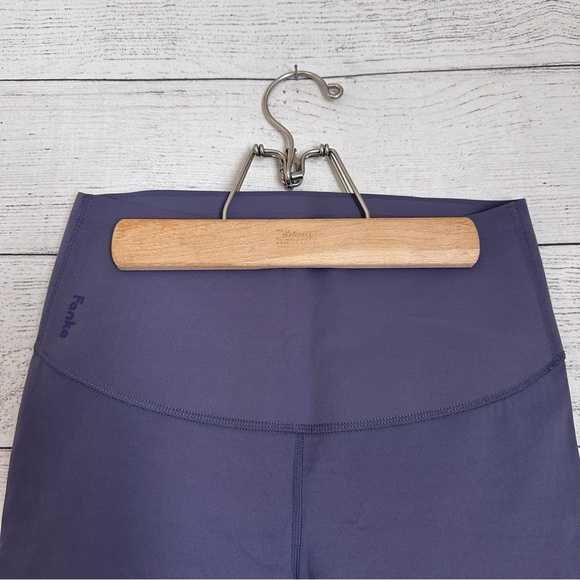 Fanka Body Sculpt  9" Biker Shorts (Reversible Wear) - Picture 6 of 7